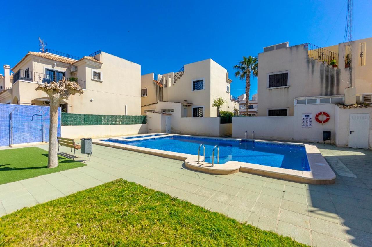 Fh Mediterraneo Torrevieja Exteriér fotografie