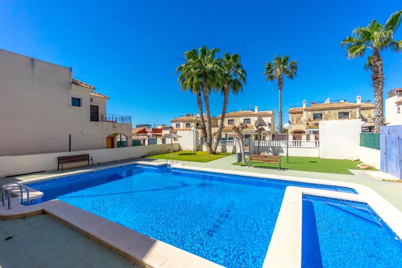 Fh Mediterraneo Torrevieja Exteriér fotografie